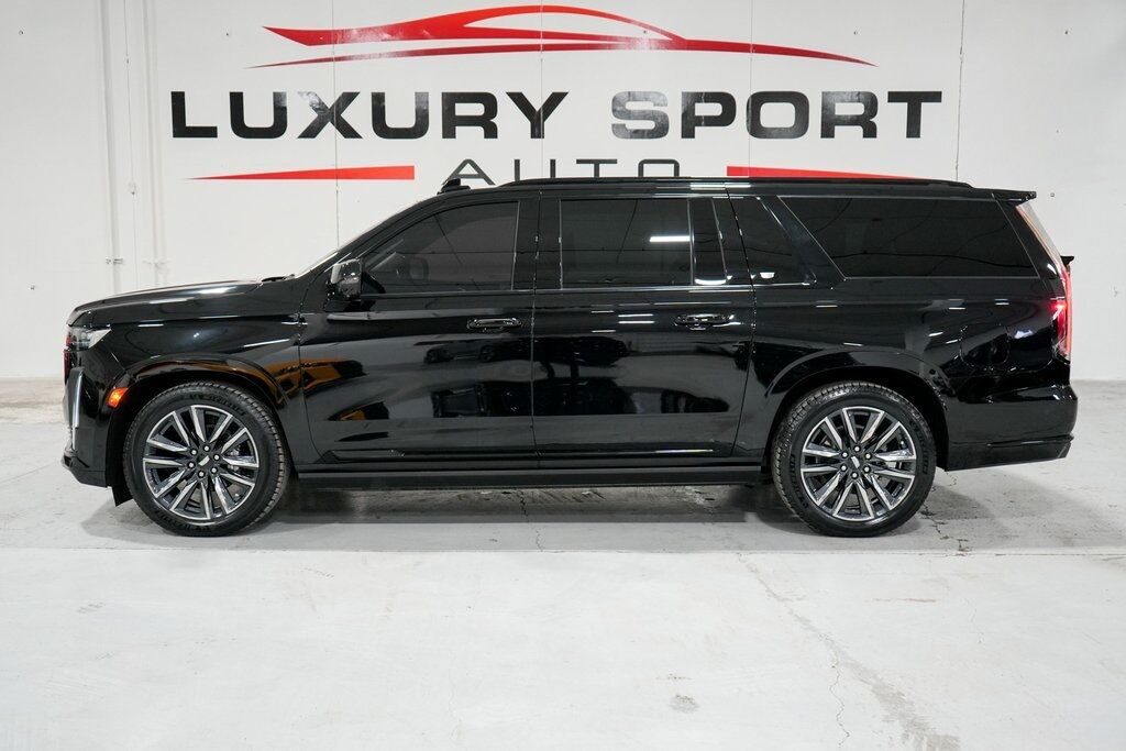 2023 Cadillac Escalade ESV Sport Platinum