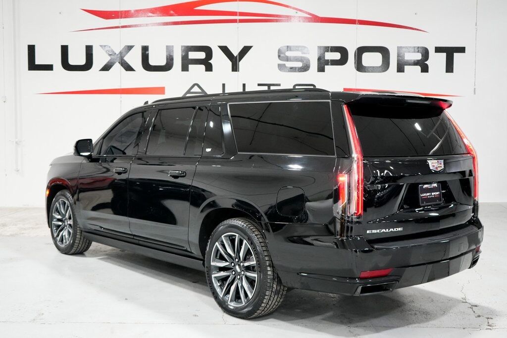 2023 Cadillac Escalade ESV Sport Platinum