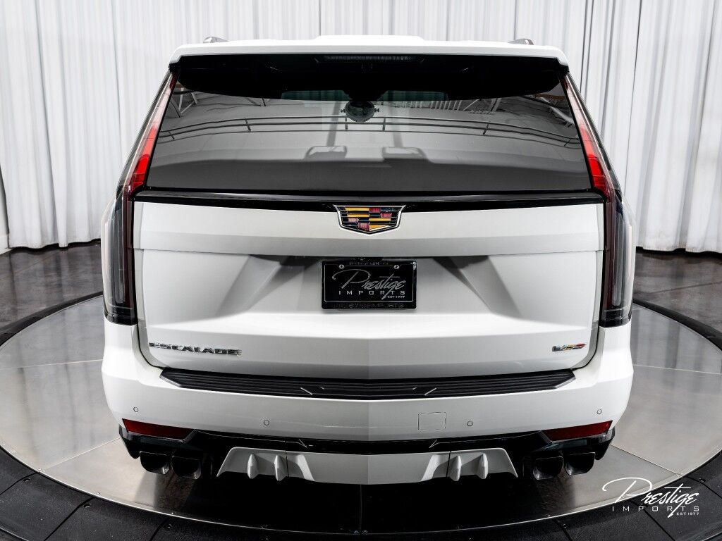 2023 Cadillac Escalade ESV V-Series AWD North Miami Beach FL