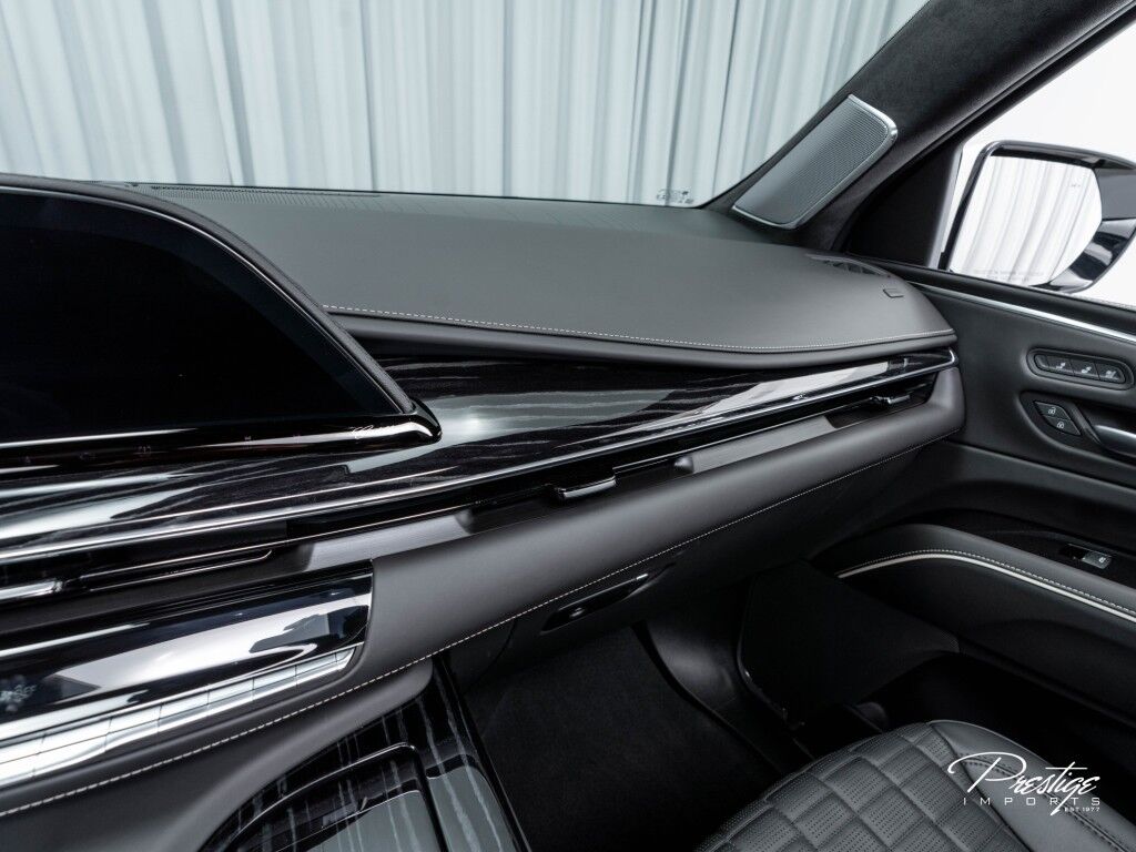 2023 Cadillac Escalade ESV V-Series AWD North Miami Beach FL