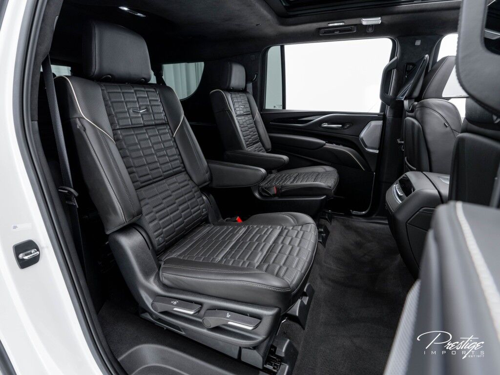 2023 Cadillac Escalade ESV V-Series AWD North Miami Beach FL