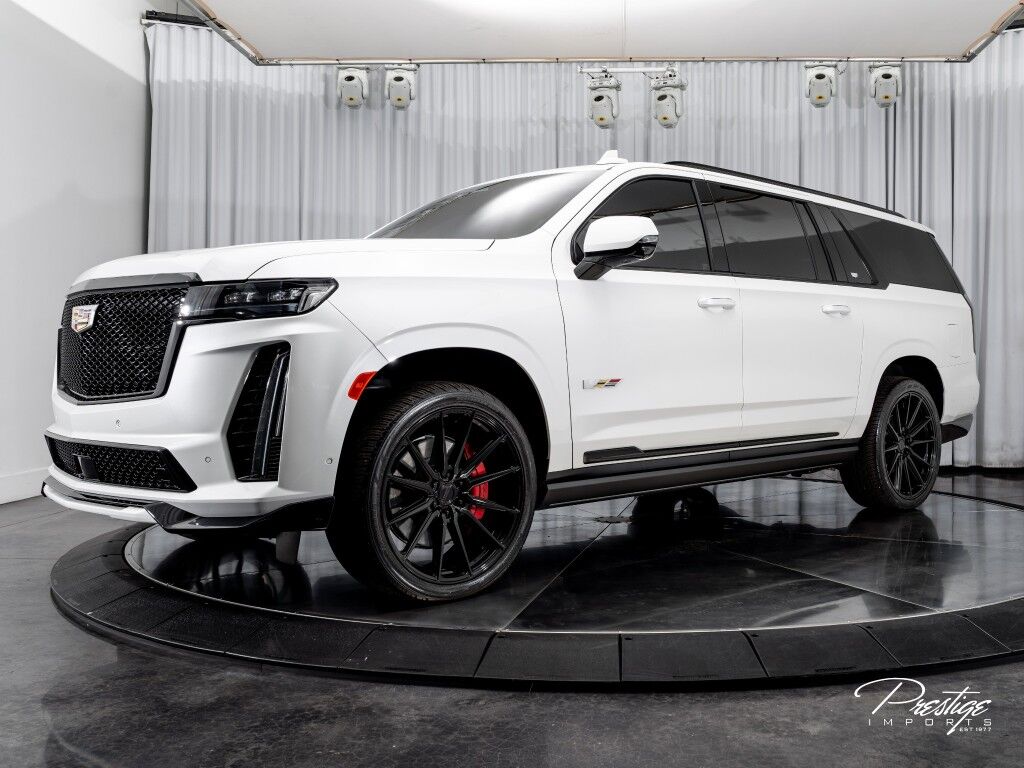 2023 Cadillac Escalade ESV V-Series AWD North Miami Beach FL