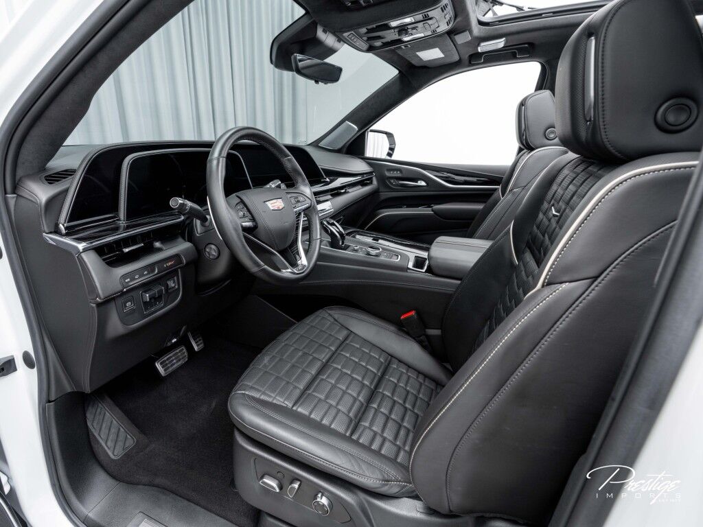 2023 Cadillac Escalade ESV V-Series AWD North Miami Beach FL