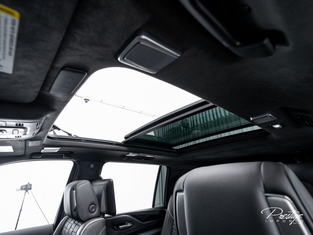 2023 Cadillac Escalade ESV V-Series AWD North Miami Beach FL