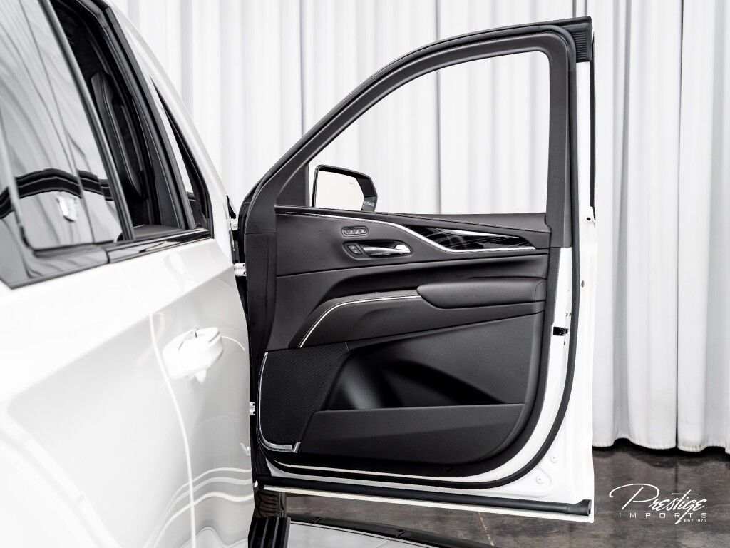 2023 Cadillac Escalade ESV V-Series AWD North Miami Beach FL