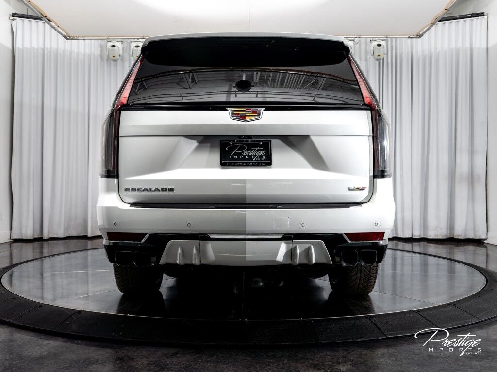 2023 Cadillac Escalade ESV V-Series AWD North Miami Beach FL