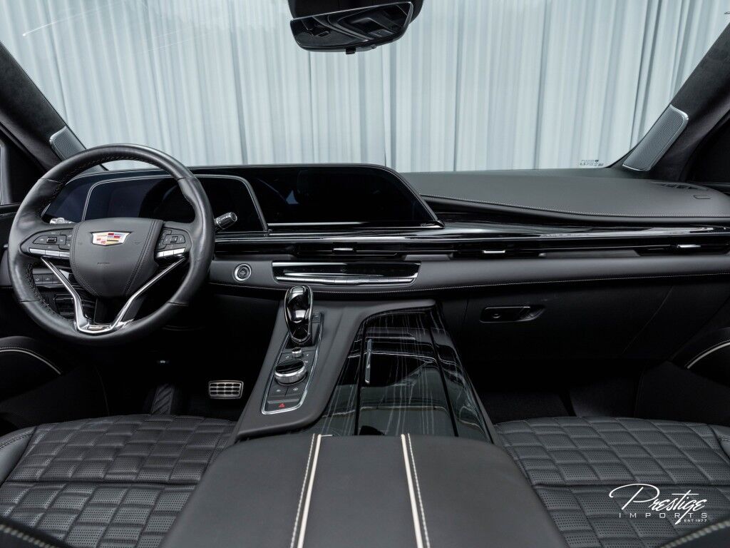 2023 Cadillac Escalade ESV V-Series AWD North Miami Beach FL