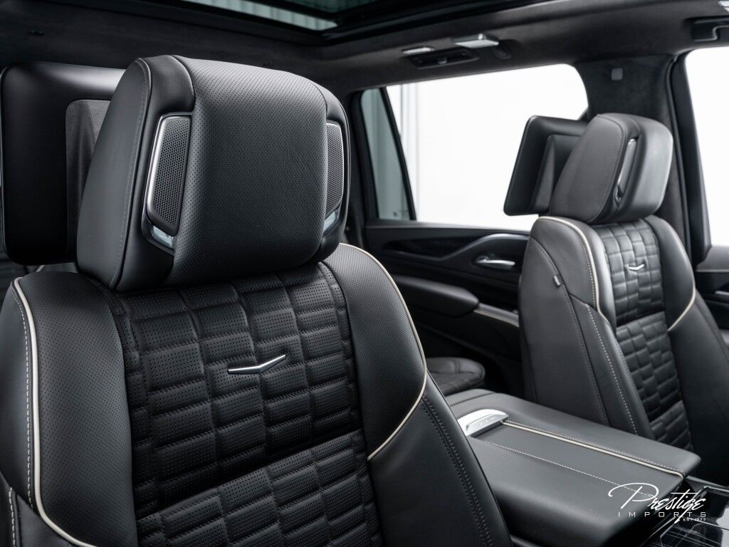 2023 Cadillac Escalade ESV V-Series AWD North Miami Beach FL