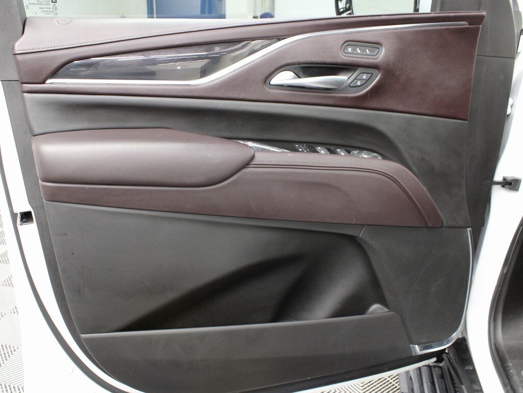 2023 Cadillac Escalade Platinum 4WD 7 Passenger Fond du Lac WI