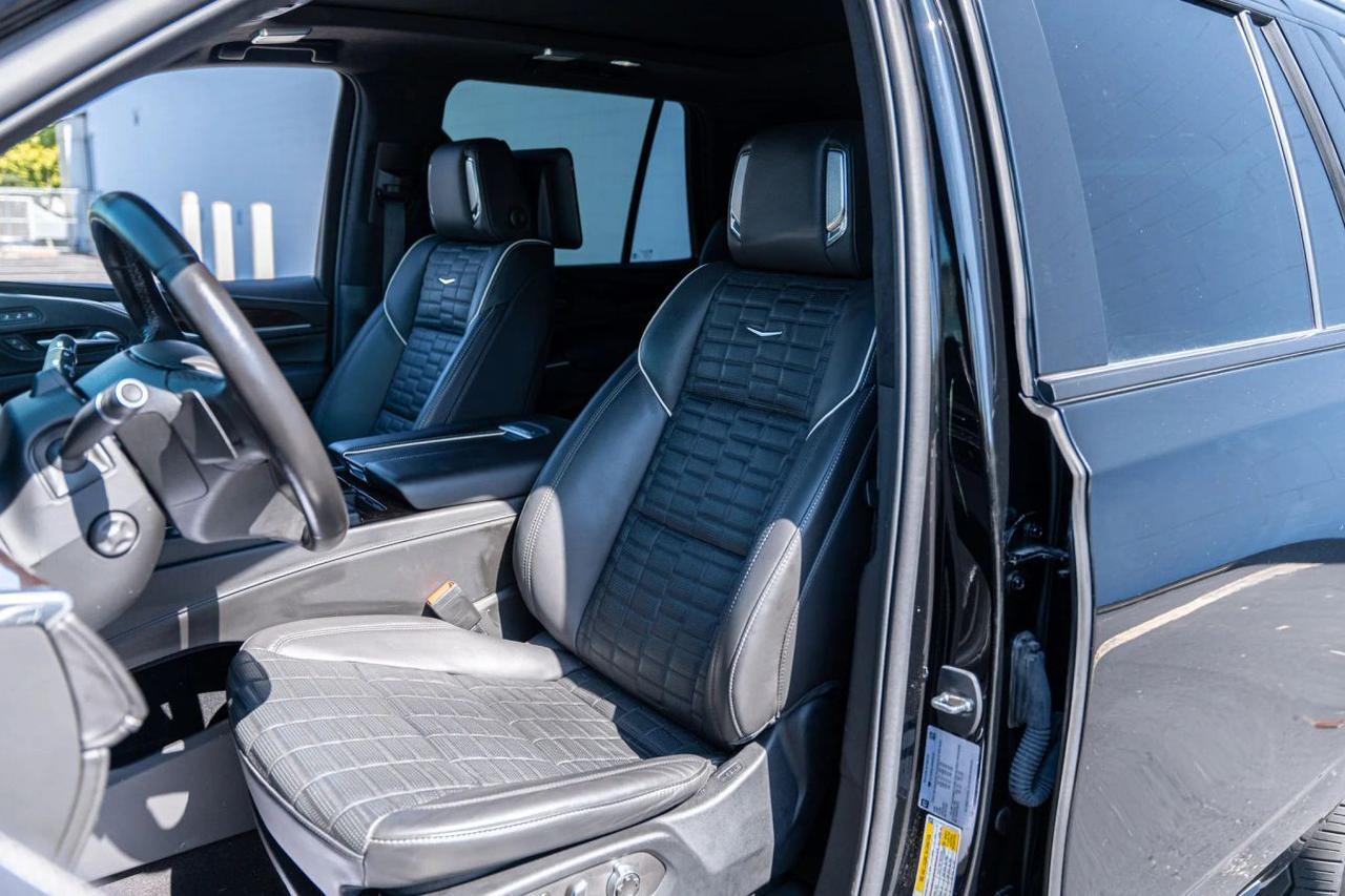 2023 Cadillac Escalade Prem Lux Platinum Sport Utility 4D St. Louis MO