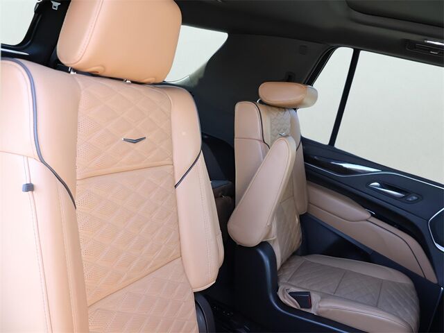 2023 Cadillac Escalade Premium Luxury Oshkosh WI