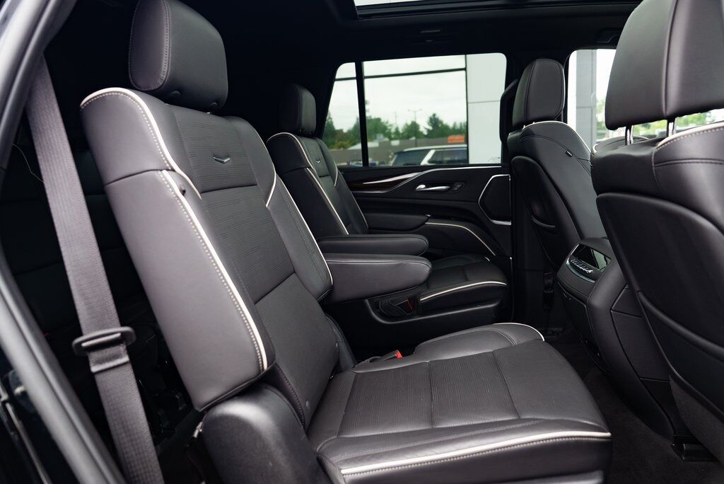 2023 Cadillac Escalade Premium Luxury Milwaukie OR