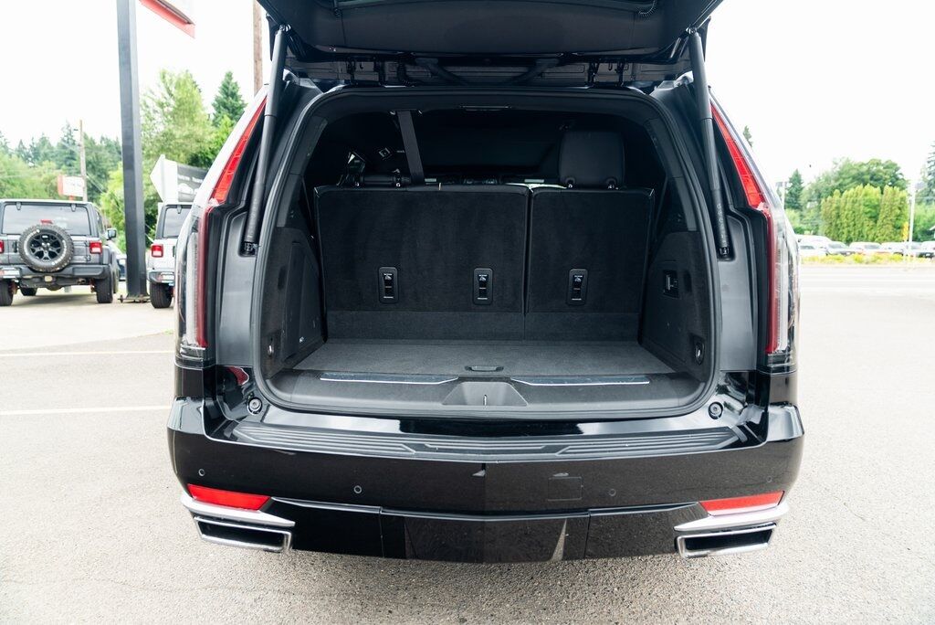 2023 Cadillac Escalade Premium Luxury Milwaukie OR
