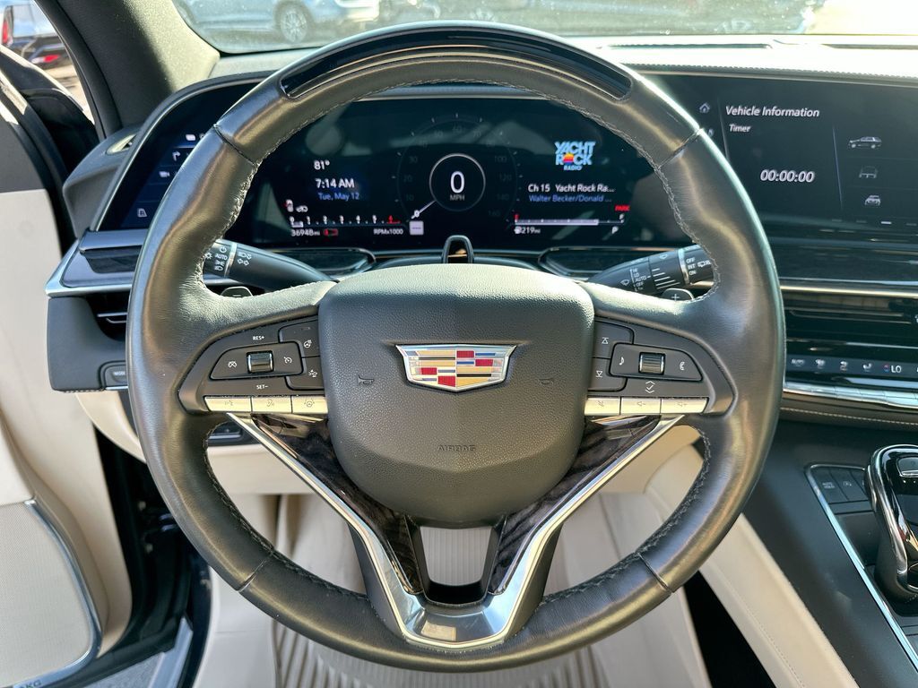 2023 Cadillac Escalade Premium Luxury