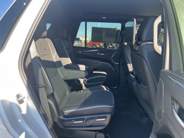 2023 Cadillac Escalade Premium Luxury Carbondale IL