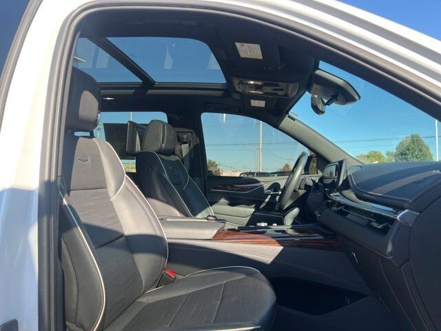 2023 Cadillac Escalade Premium Luxury Carbondale IL