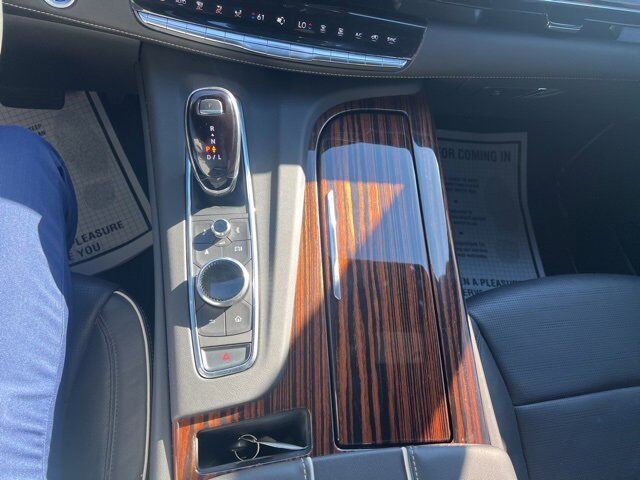 2023 Cadillac Escalade Premium Luxury Carbondale IL