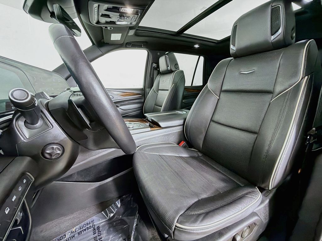 2023 Cadillac Escalade Premium Luxury Willowbrook IL