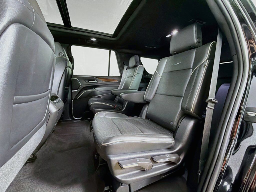 2023 Cadillac Escalade Premium Luxury Willowbrook IL