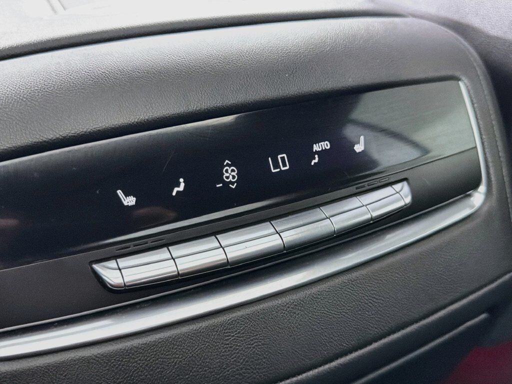2023 Cadillac Escalade Premium Luxury Willowbrook IL