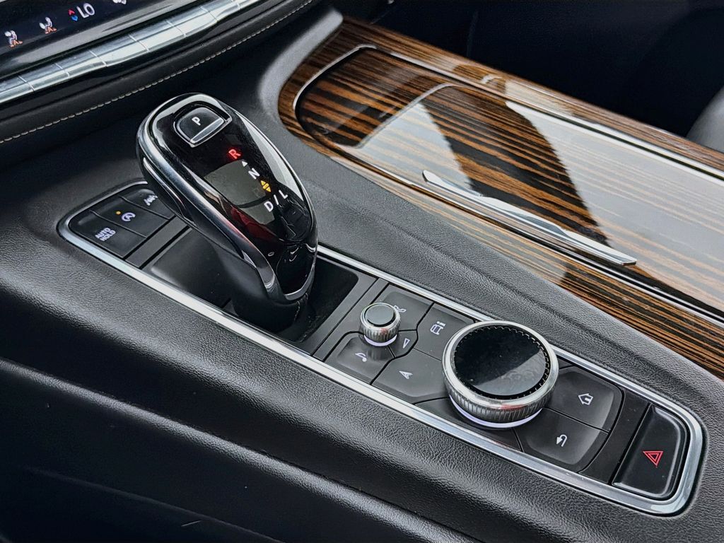 2023 Cadillac Escalade Premium Luxury Willowbrook IL