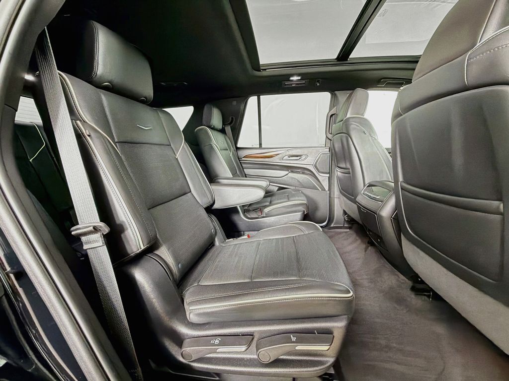 2023 Cadillac Escalade Premium Luxury Willowbrook IL