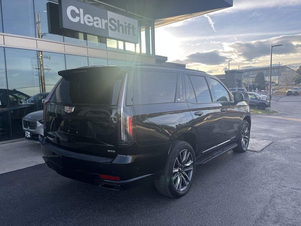 2023 Cadillac Escalade Sport