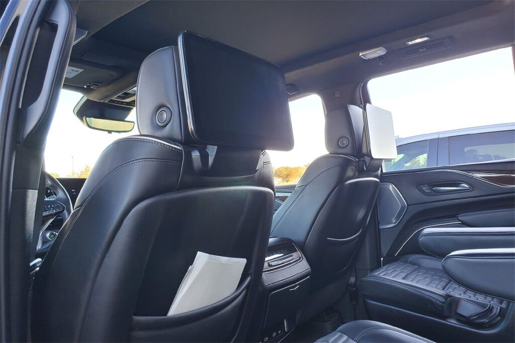 2023 Cadillac Escalade Sport Platinum Hondo TX