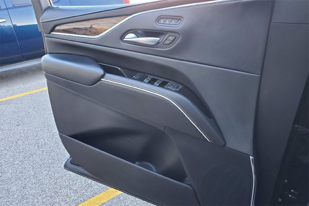 2023 Cadillac Escalade Sport Platinum Hondo TX