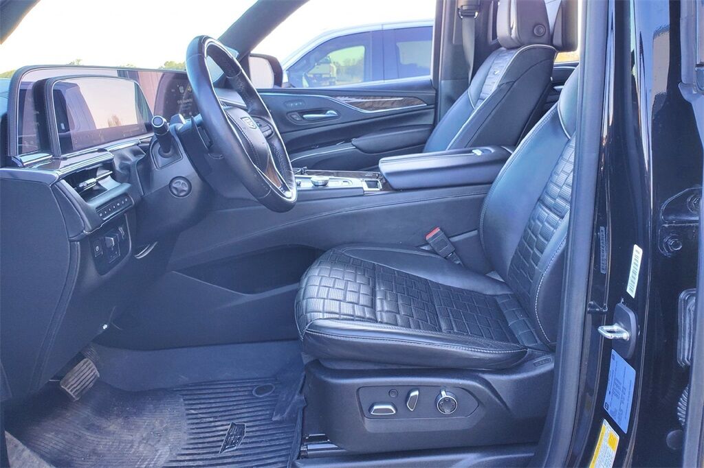 2023 Cadillac Escalade Sport Platinum Hondo TX