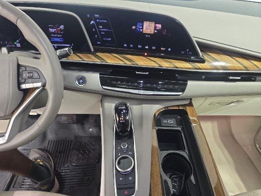2023 Cadillac Escalade Sport Platinum AKRON OH