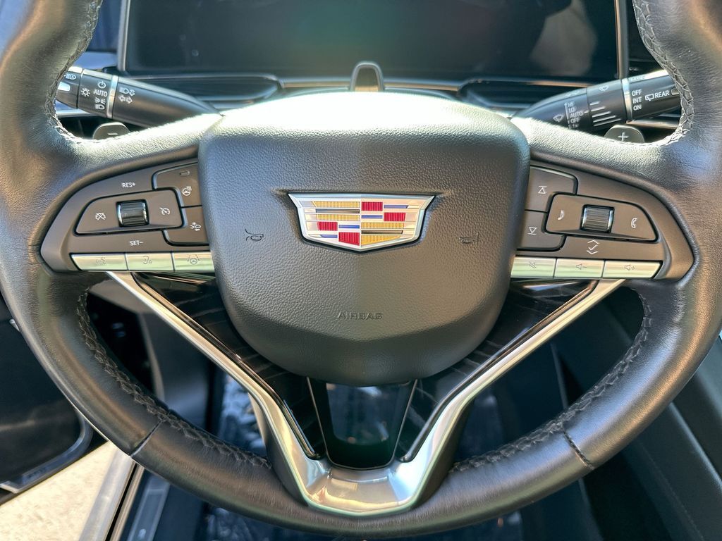 2023 Cadillac Escalade Sport