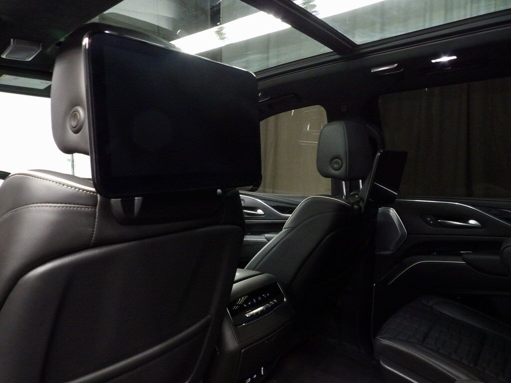 2023 Cadillac Escalade V-Series AWD 7 Passenger Fond du Lac WI
