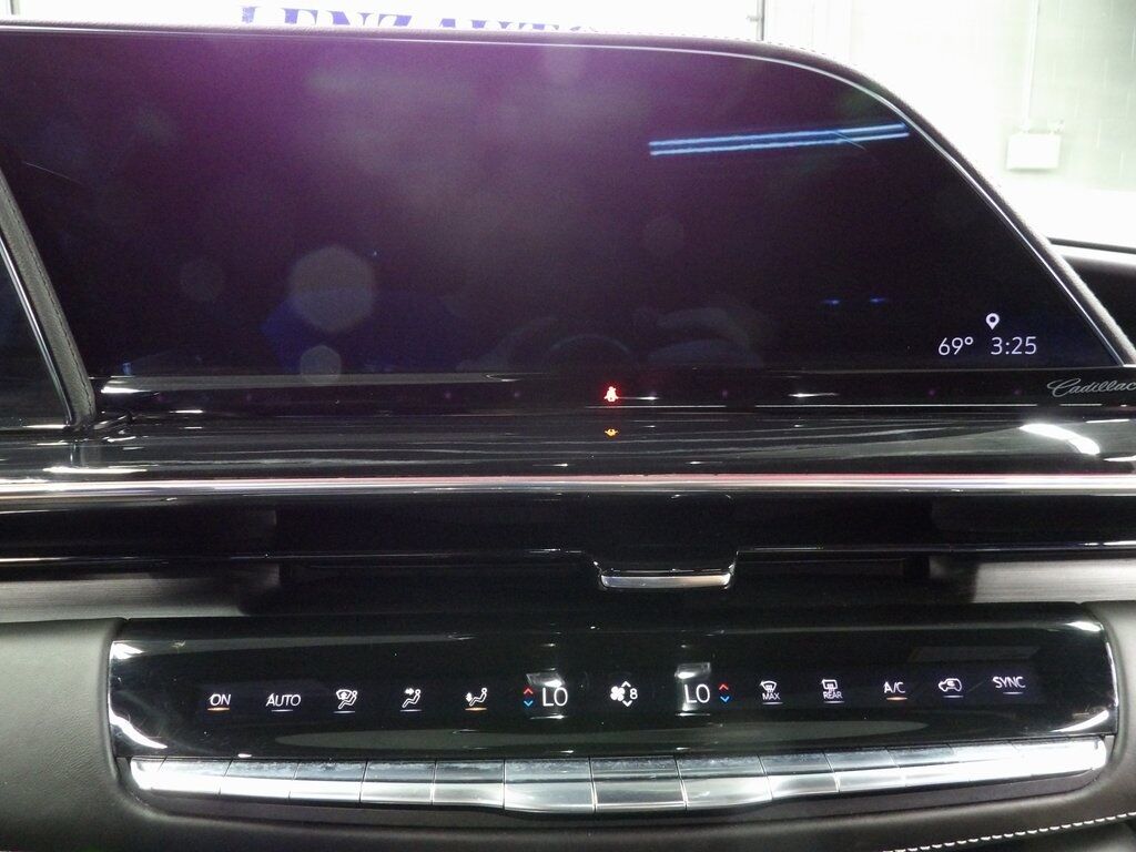 2023 Cadillac Escalade V-Series AWD 7 Passenger Fond du Lac WI