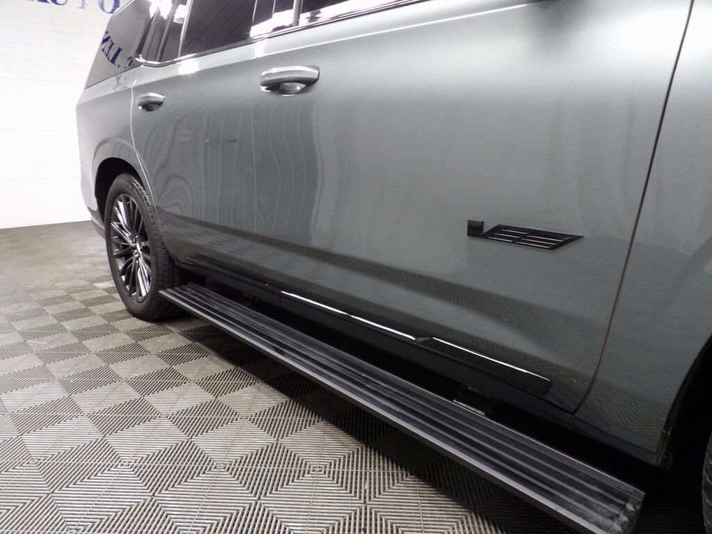 2023 Cadillac Escalade V-Series AWD 7 Passenger Fond du Lac WI