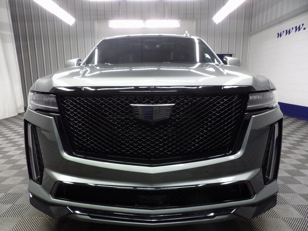 2023 Cadillac Escalade V-Series AWD 7 Passenger Fond du Lac WI