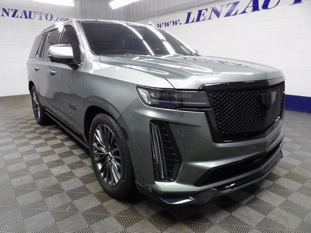 2023 Cadillac Escalade V-Series AWD 7 Passenger Fond du Lac WI