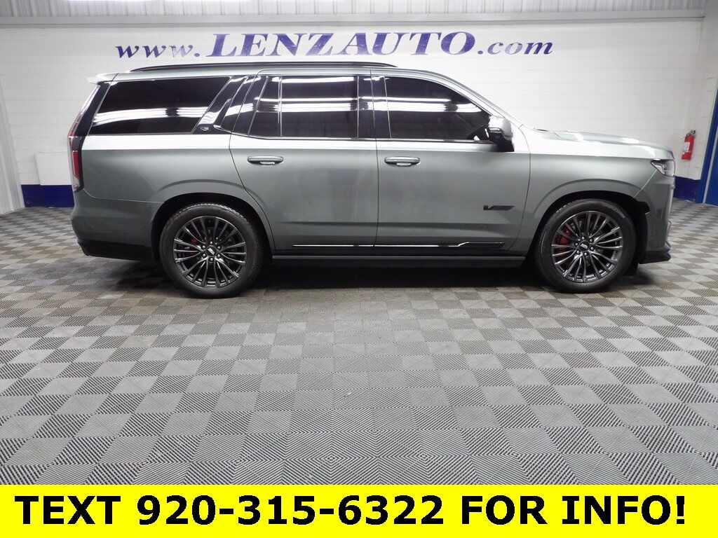 2023 Cadillac Escalade V-Series AWD 7 Passenger Fond du Lac WI