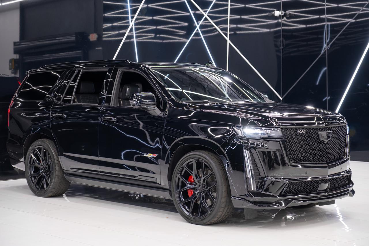 2023 Cadillac Escalade V-Series