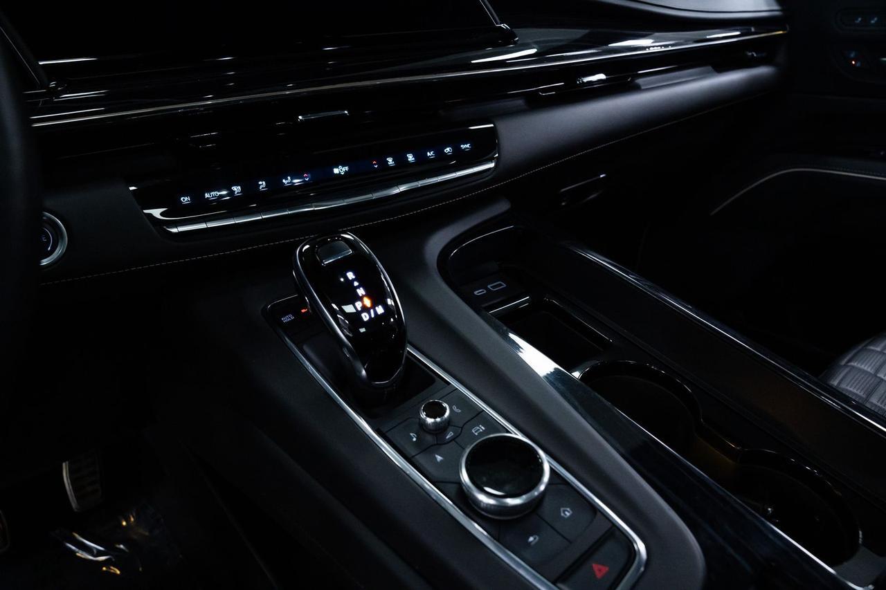 2023 Cadillac Escalade V-Series Vented Seats Night Vision Portland OR