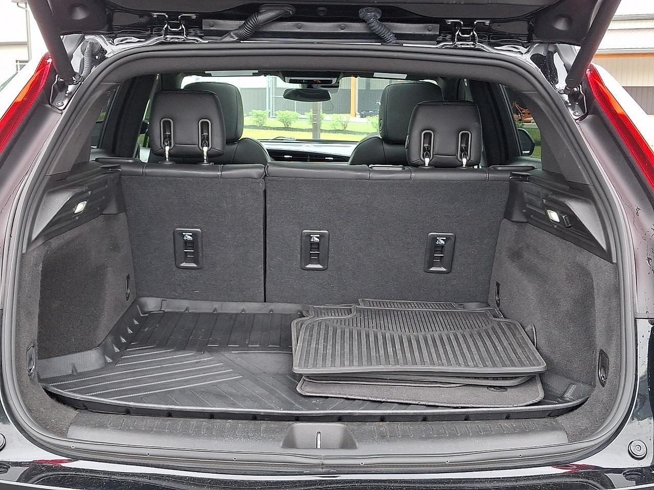 2023 Cadillac XT4 AWD Luxury Vineland NJ