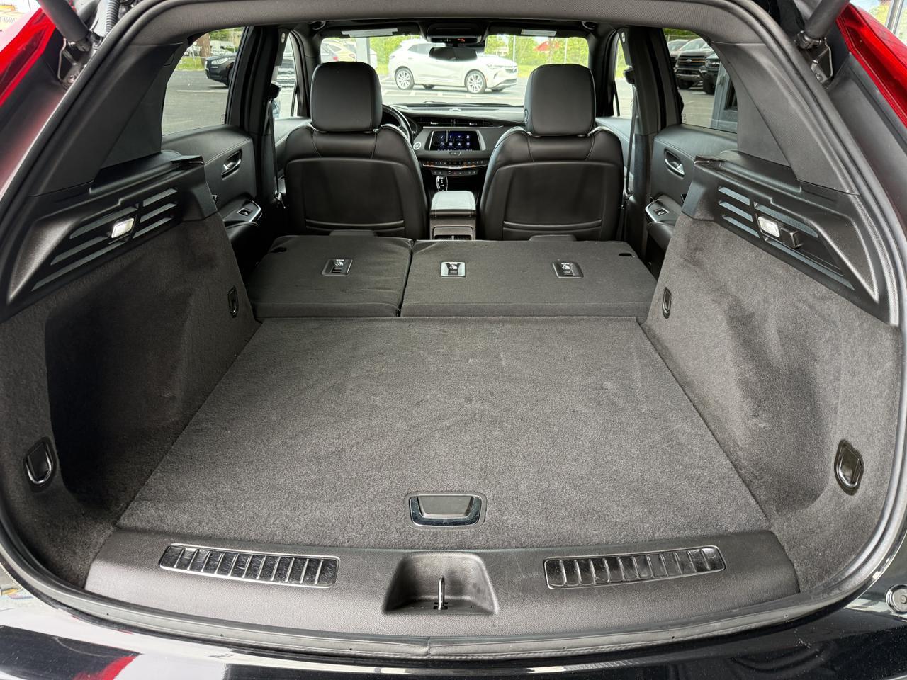2023 Cadillac XT4 AWD Premium Luxury Knoxville TN