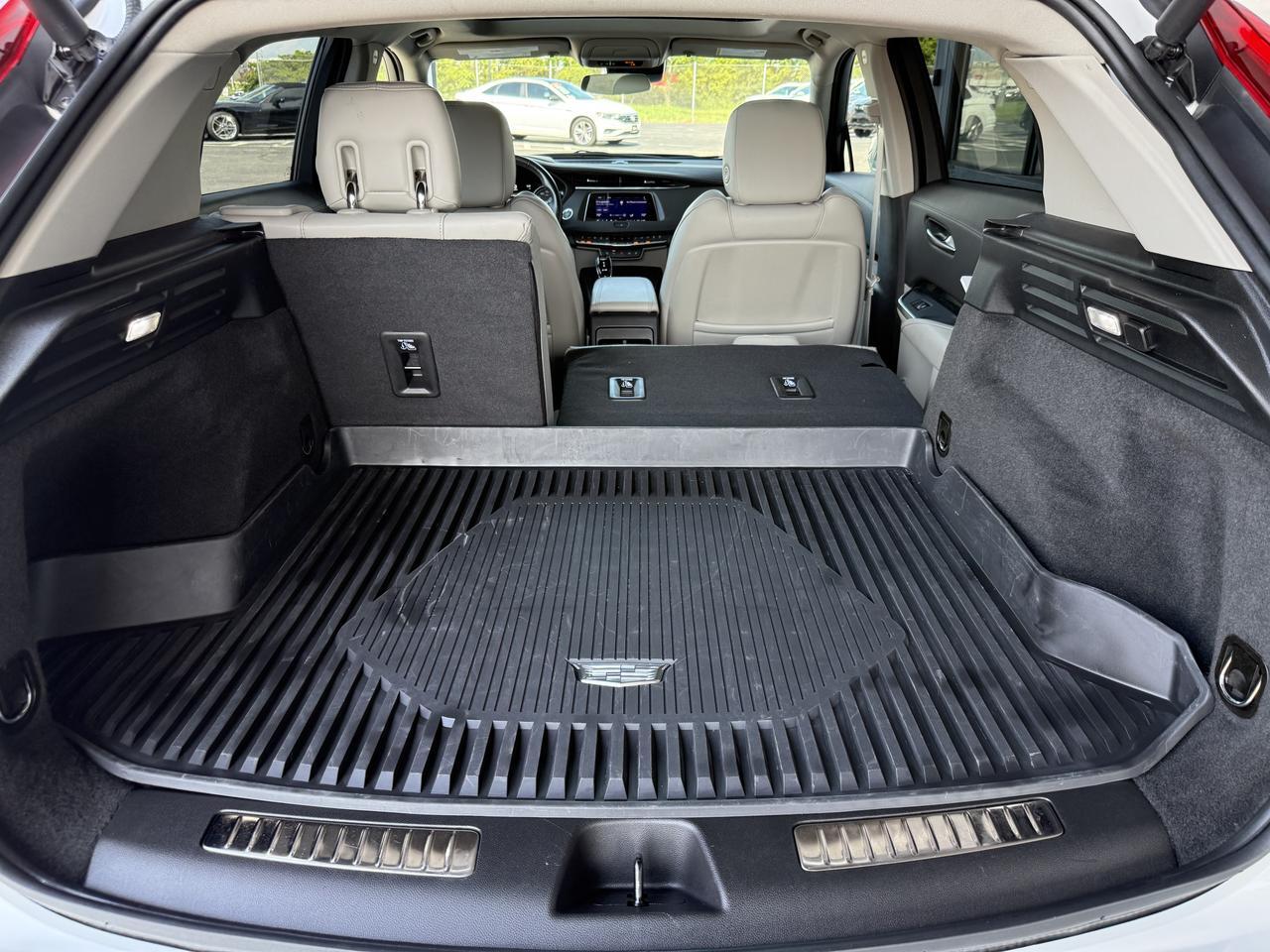 2023 Cadillac XT4 AWD Premium Luxury Knoxville TN