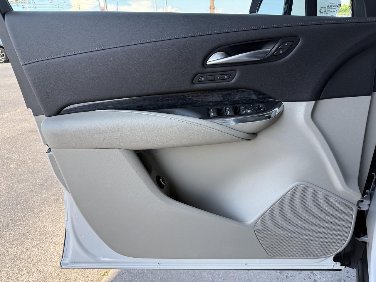 2023 Cadillac XT4 AWD Premium Luxury Knoxville TN