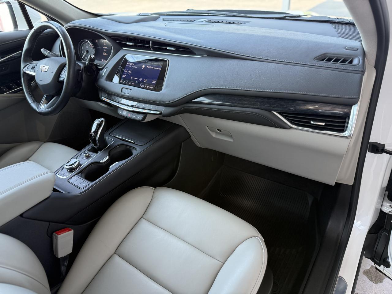 2023 Cadillac XT4 AWD Premium Luxury Knoxville TN