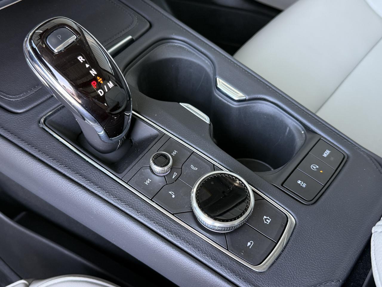 2023 Cadillac XT4 AWD Premium Luxury Knoxville TN