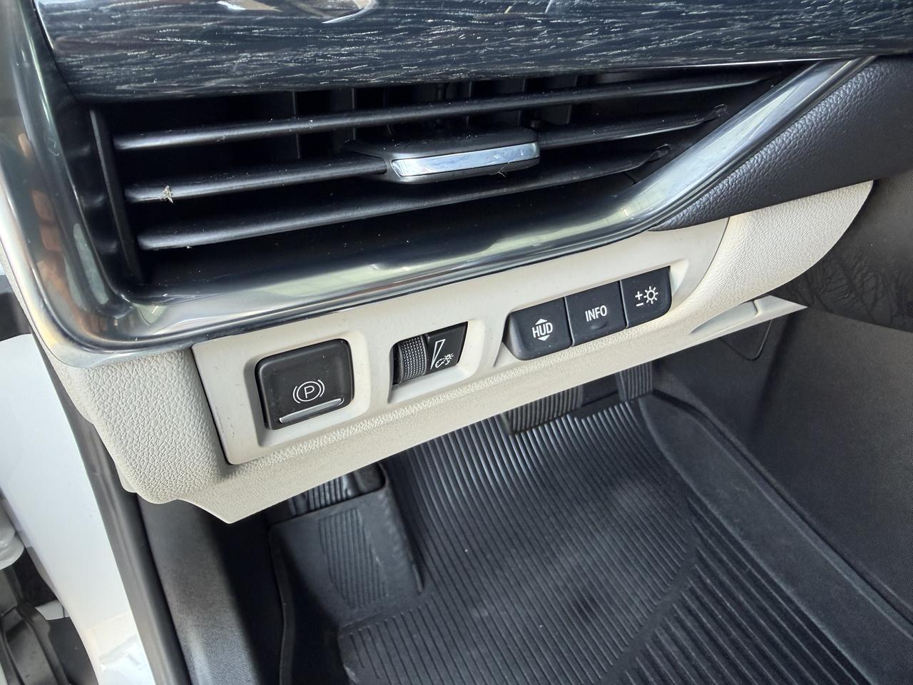 2023 Cadillac XT4 AWD Premium Luxury Knoxville TN