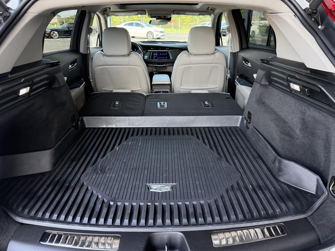 2023 Cadillac XT4 AWD Premium Luxury Knoxville TN