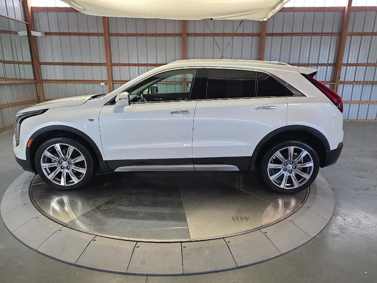 2023 Cadillac XT4 AWD Premium Luxury