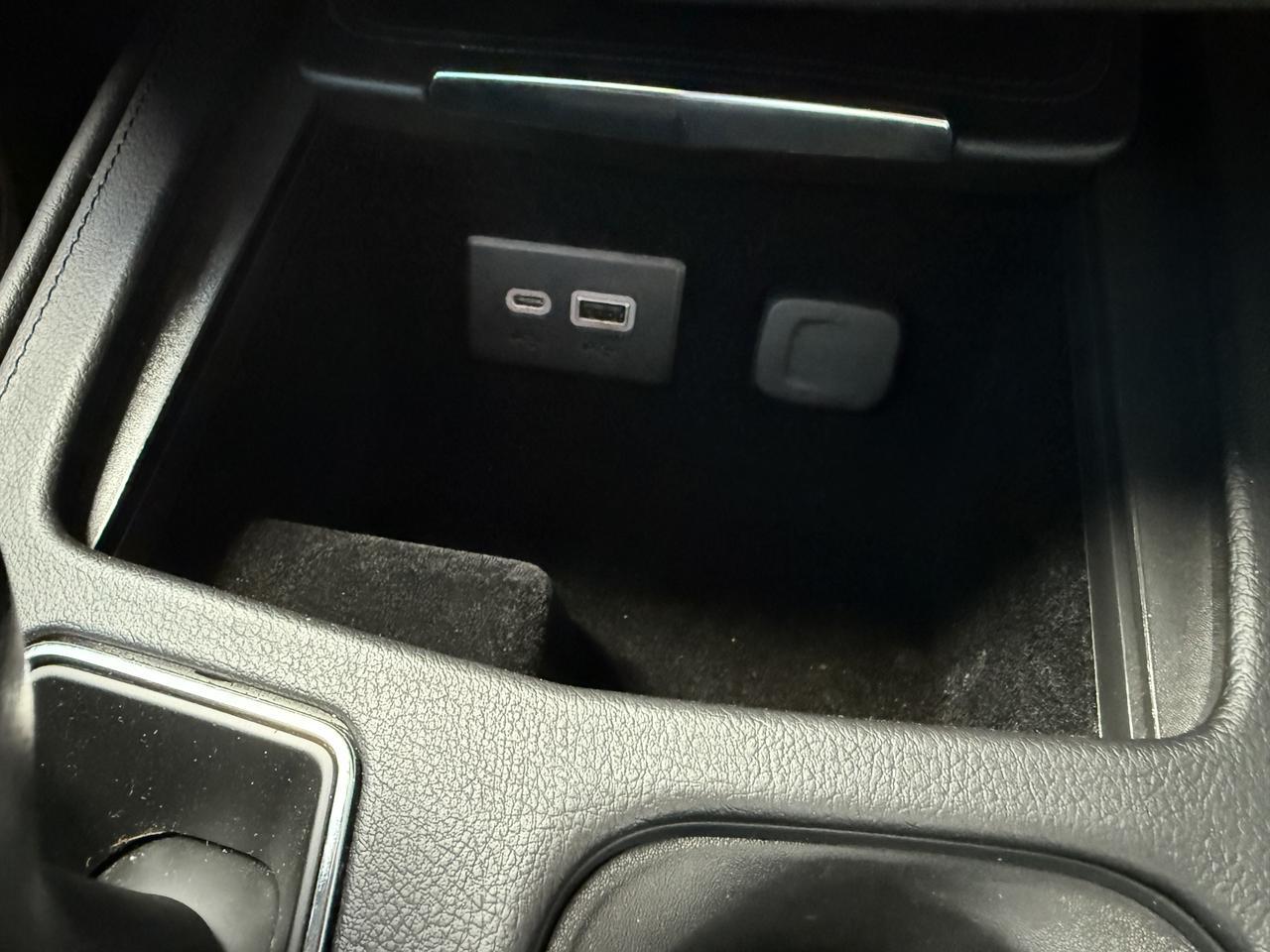 2023 Cadillac XT4 AWD Sport Knoxville TN